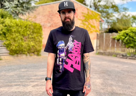 The Walking Breast | Shirt
